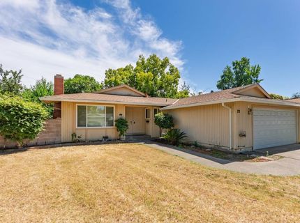 72 Lochmoor Cir, Sacramento, CA 95823 Photo