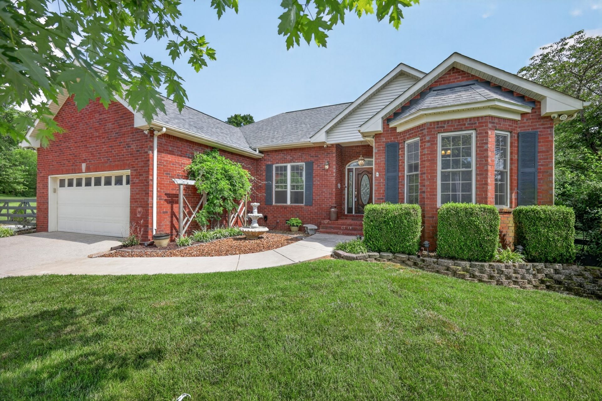 806 Pruitt Ct, Mount Juliet, TN 37122 Main Photo
