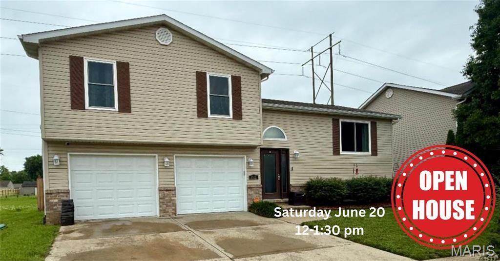 2229 Hunters Point Drive, Granite City, IL 62040 Main Photo