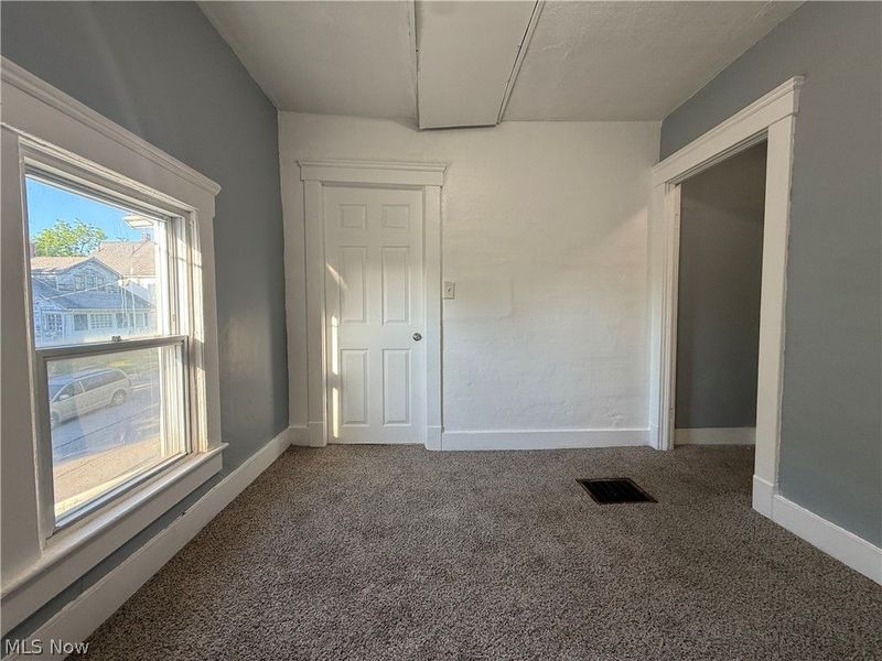 7610 Jeffries Avenue, Cleveland, OH 44105 Photo 14