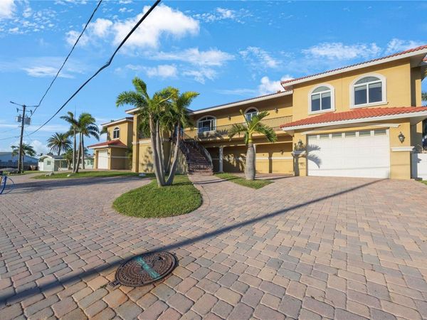 736 PRUITT DRIVE , MADEIRA BEACH, FL 33708
