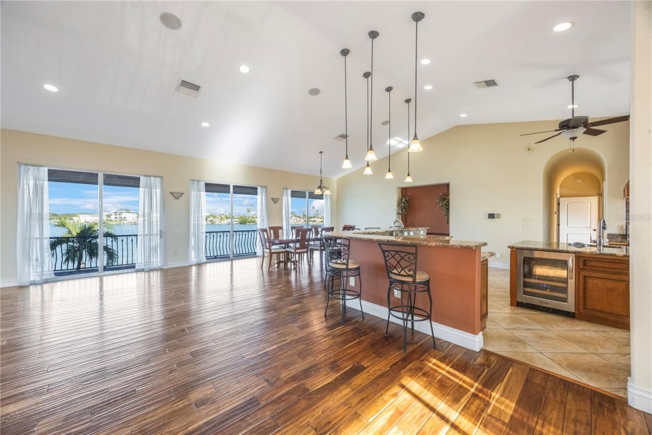 736 Pruitt Drive , Madeira Beach, FL 33708 Photo
