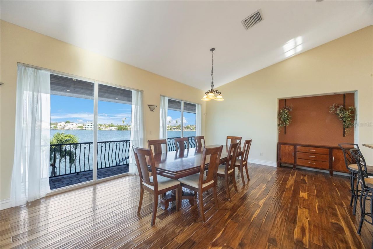 736 Pruitt Drive , Madeira Beach, FL 33708 Photo