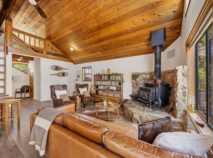 1132 Island Way, Soda Springs, CA 95728 Photo