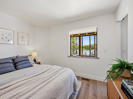 1132 Island Way, Soda Springs, CA 95728 Photo