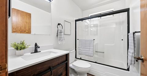 1132 Island Way, Soda Springs, CA 95728 Photo