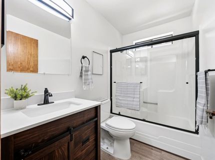 1132 Island Way, Soda Springs, CA 95728 Photo