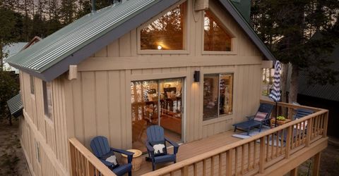 1132 Island Way, Soda Springs, CA 95728 Photo