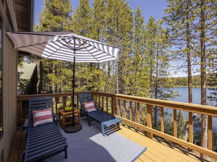 1132 Island Way, Soda Springs, CA 95728 Photo