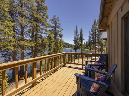 1132 Island Way, Soda Springs, CA 95728 Photo