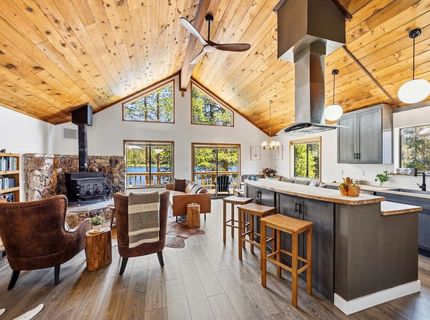 1132 Island Way, Soda Springs, CA 95728 Photo