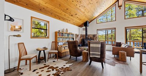 1132 Island Way, Soda Springs, CA 95728 Photo