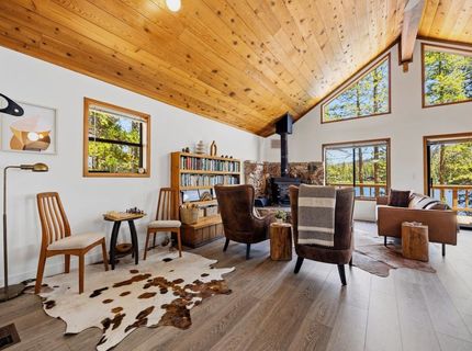 1132 Island Way, Soda Springs, CA 95728 Photo