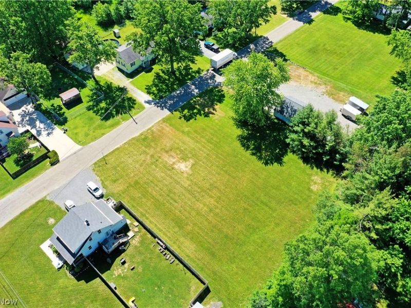 Myrtle Avenue NW, Warren, OH 44483 Photo 8