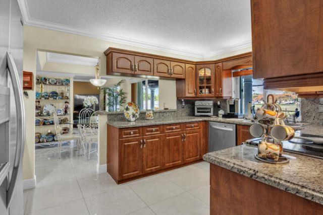 6431 Olde Moat Way, Davie, FL 33331 Photo