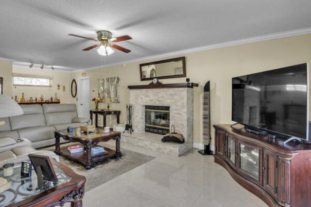 6431 Olde Moat Way, Davie, FL 33331 Photo