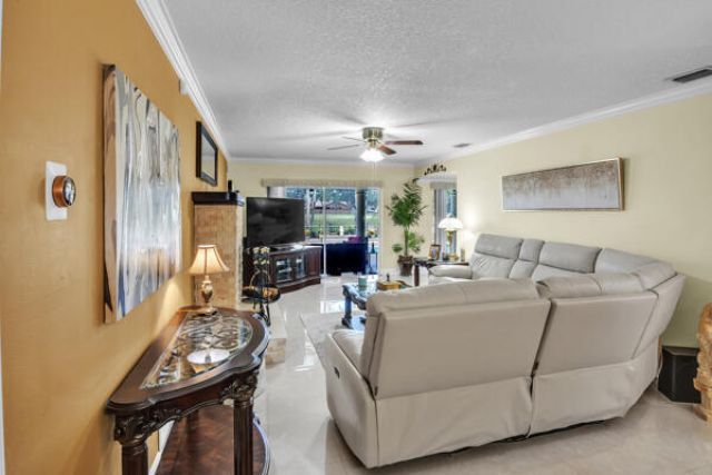 6431 Olde Moat Way, Davie, FL 33331 Photo