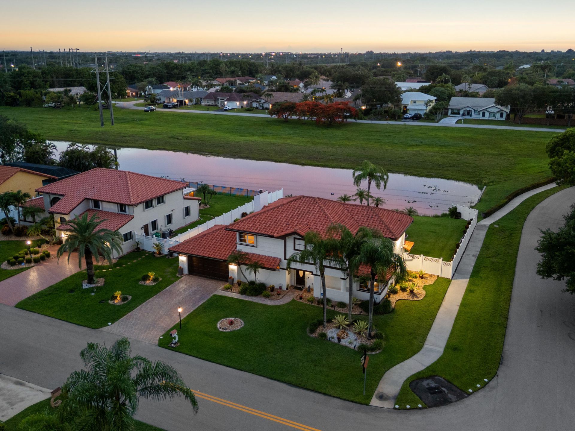 6431 Olde Moat Way, Davie, FL 33331 Photo
