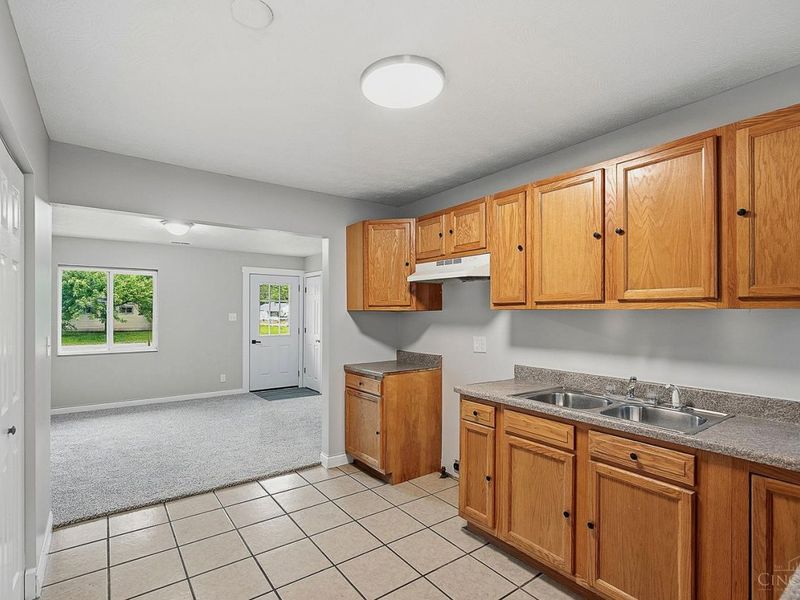 2903 Roslyn, Middletown, OH 45044 Photo 9