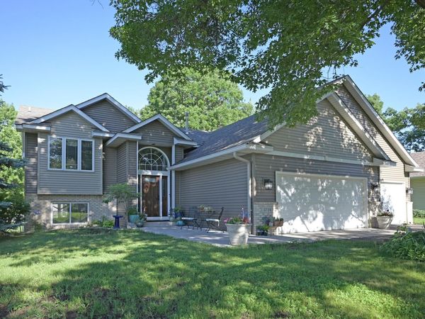3729 Tower Pond Drive, Anoka, MN 55303