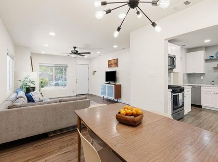 4914 Cabrillo Way, Sacramento, CA 95820 Photo