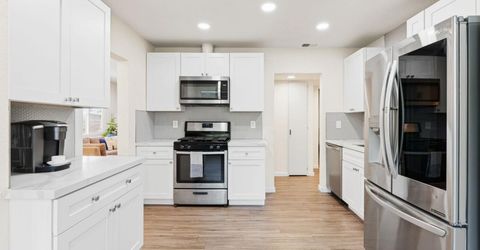 4914 Cabrillo Way, Sacramento, CA 95820 Photo