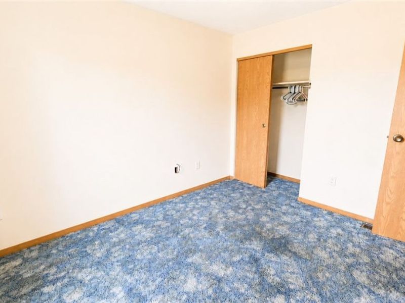 401 Josephine Street, Toronto, OH 43964 Photo 14