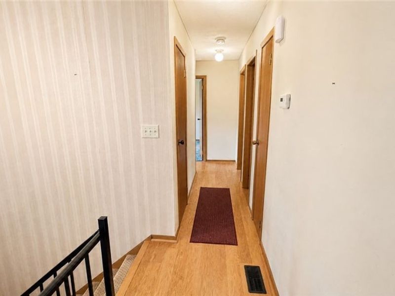 401 Josephine Street, Toronto, OH 43964 Photo 6