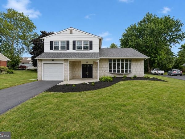 2910 HENLEY ROAD, PLYMOUTH MEETING, PA 19462