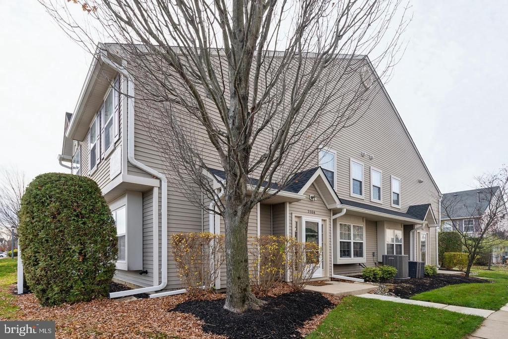 5504 Essex La, Mount Laurel, NJ 08054 Main Photo