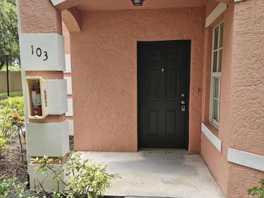 150 SW Peacock Boulevard, Unit 103, Port St. Lucie, FL 34986