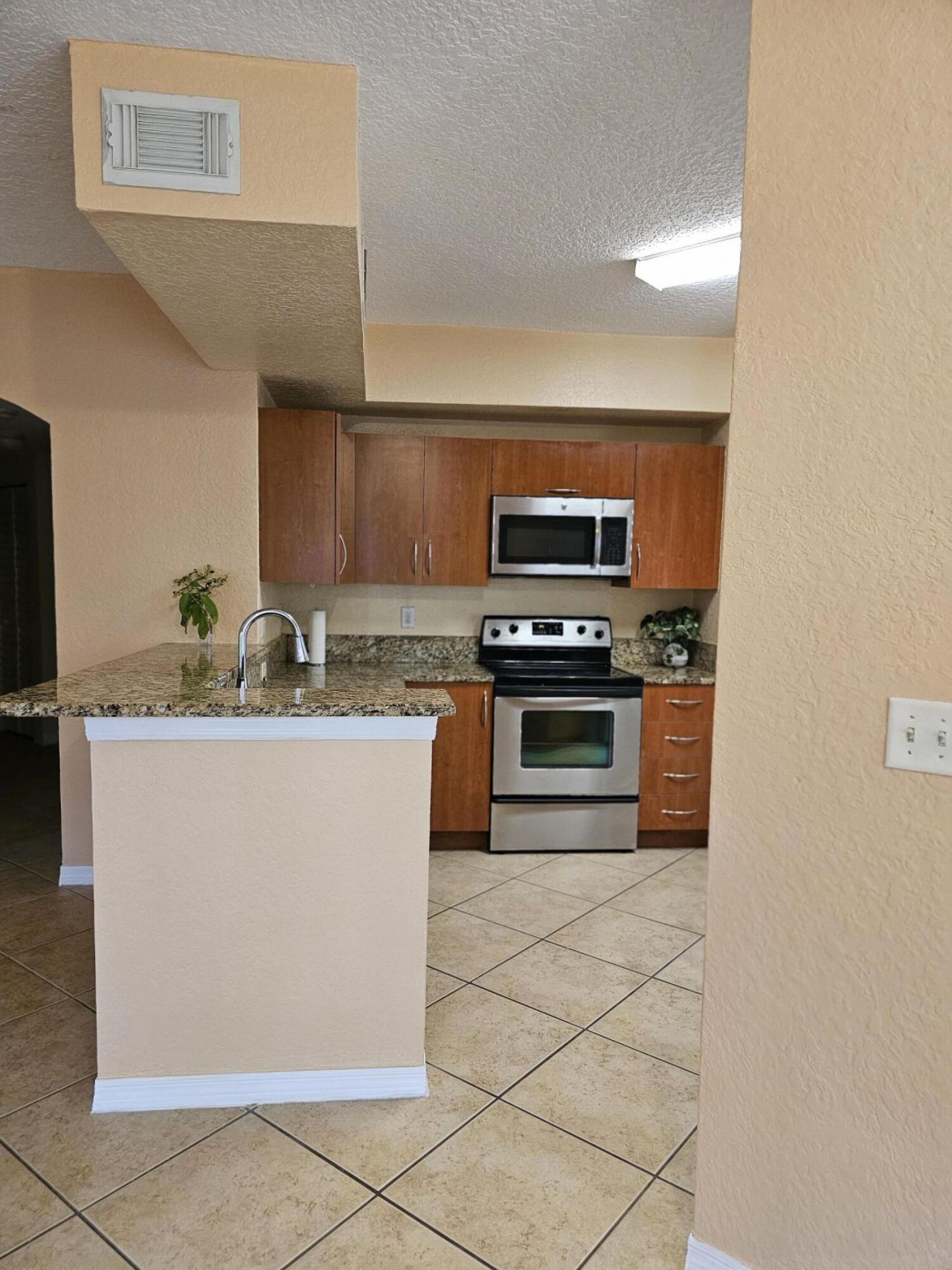 150 SW Peacock Boulevard, Unit 103, Port Saint Lucie, FL 34986 Photo