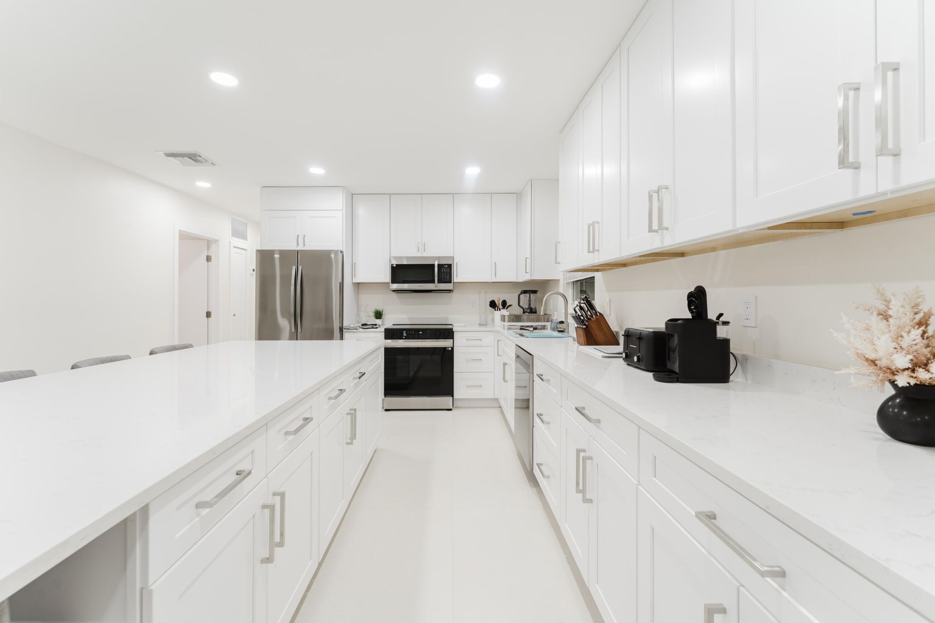 3199 NE 6th Drive, Boca Raton, FL 33431 Photo
