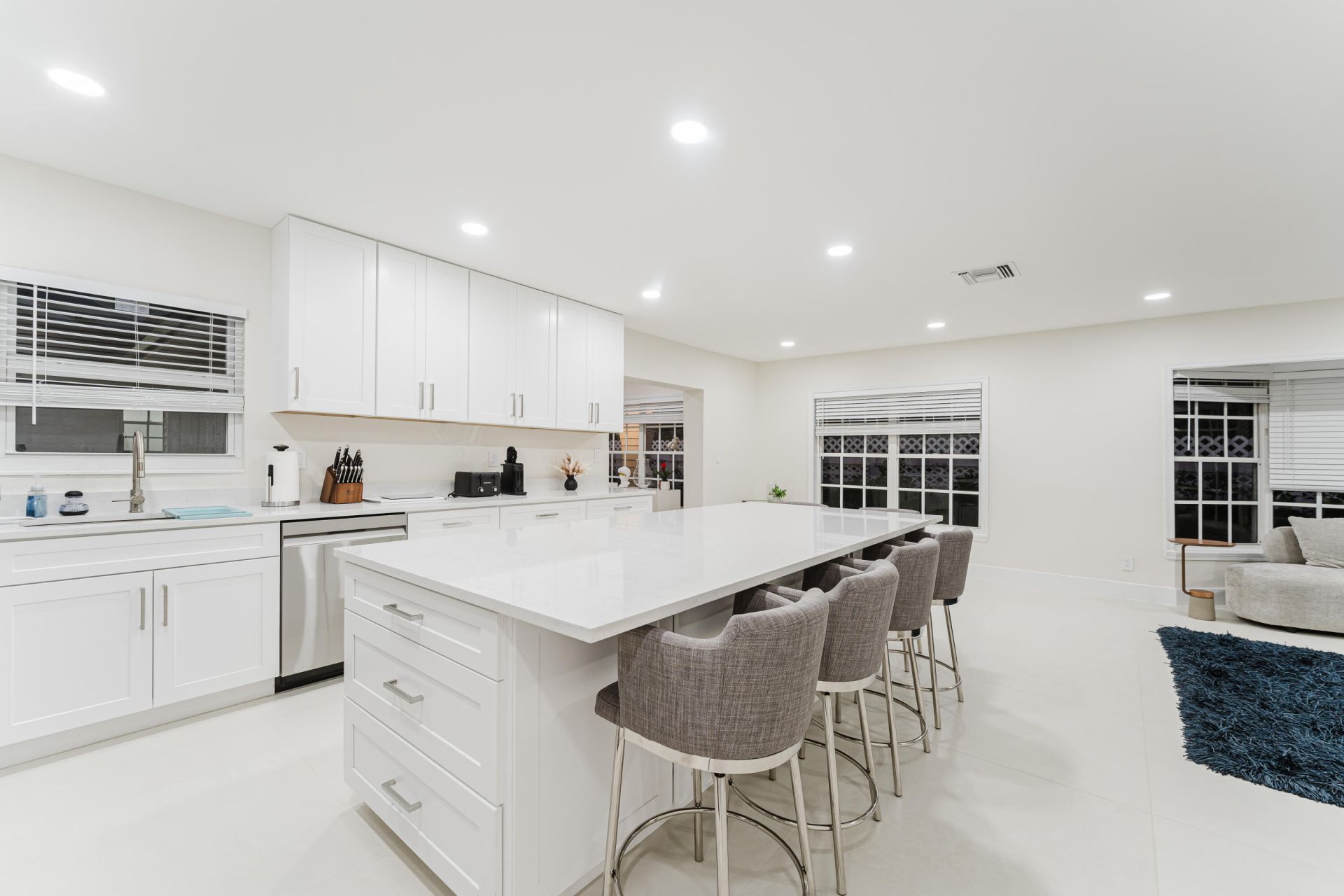 3199 NE 6th Drive, Boca Raton, FL 33431 Photo