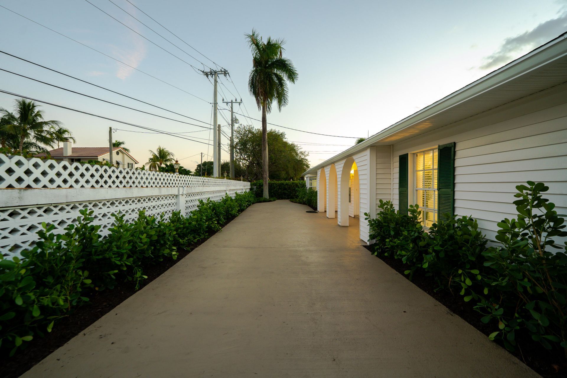 3199 NE 6th Drive, Boca Raton, FL 33431 Photo