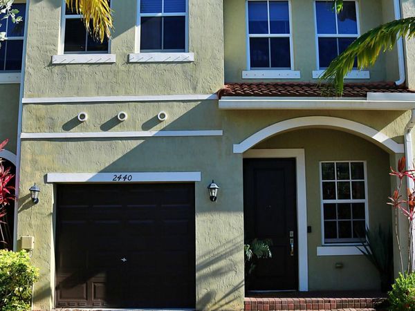 2440 SE 14th Court, Homestead, FL 33035