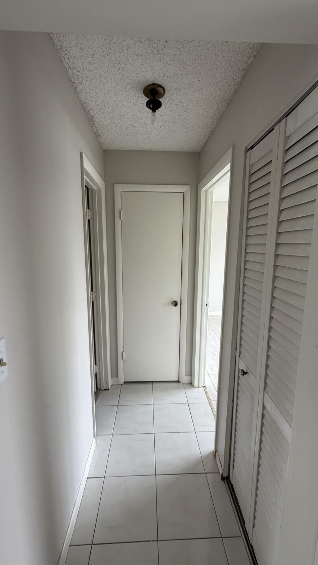 5460 S Lakewood Cir S S, Unit C, Margate, FL 33063 Photo