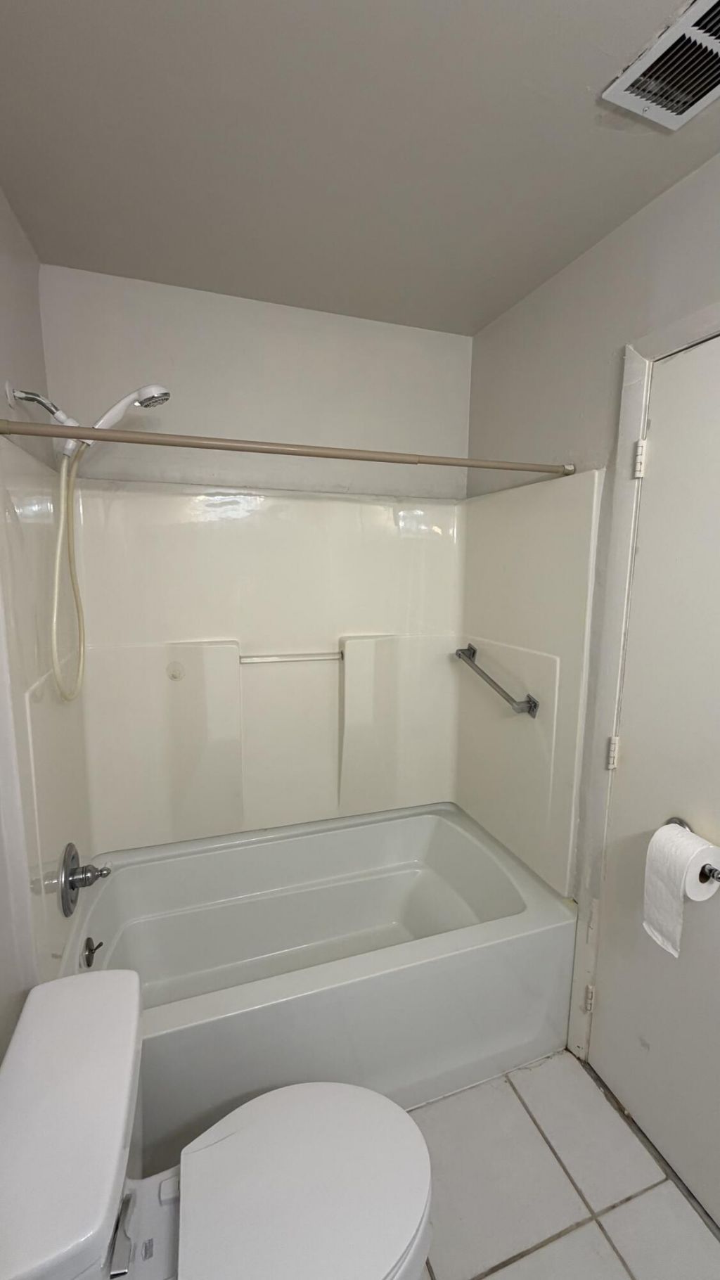 5460 S Lakewood Cir S S, Unit C, Margate, FL 33063 Photo