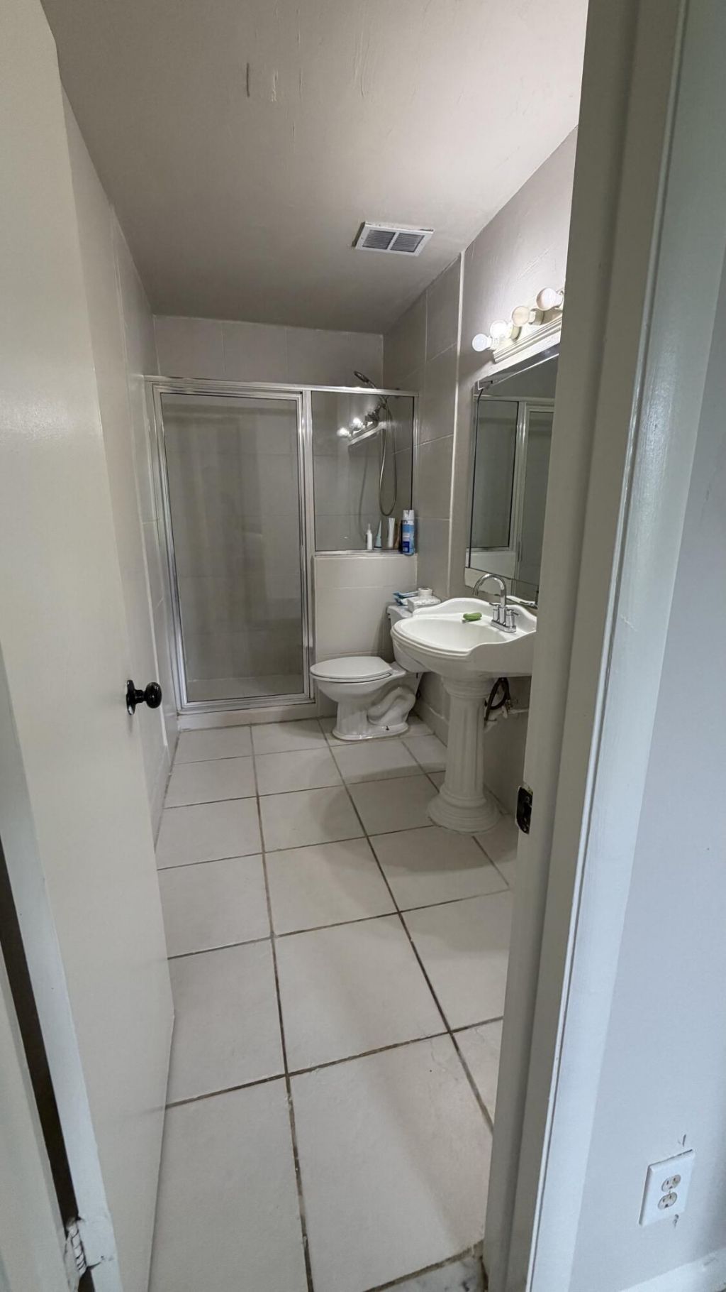 5460 S Lakewood Cir S S, Unit C, Margate, FL 33063 Photo