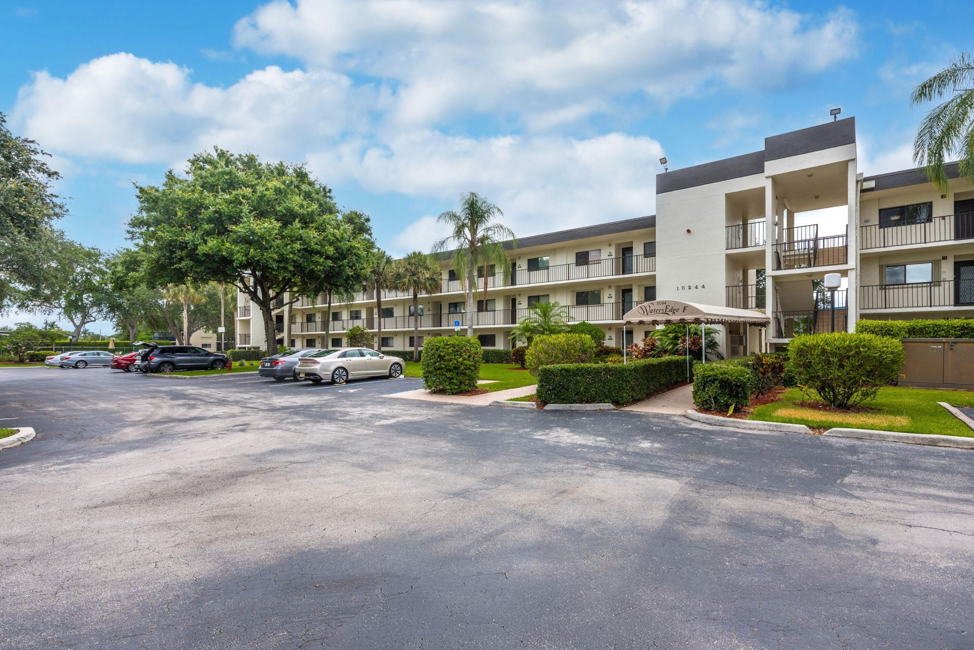 15244 Lakes Of Delray Boulevard, Unit 304, Delray Beach, FL 33484 Photo