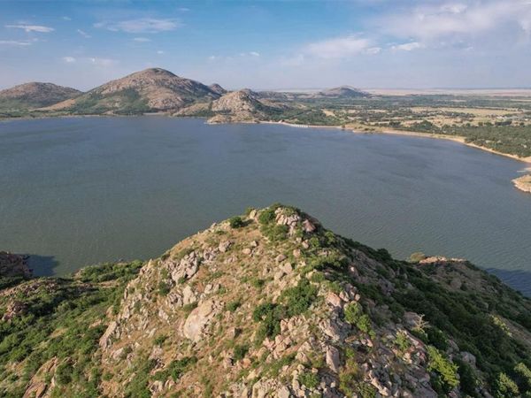 6 Hicks Mountain Road, Lone Wolf, OK 73655