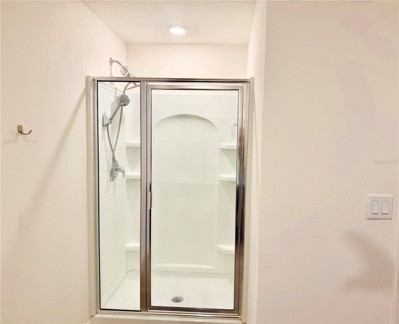 1738 Wynford Circle , Tavares, FL 32778 Photo