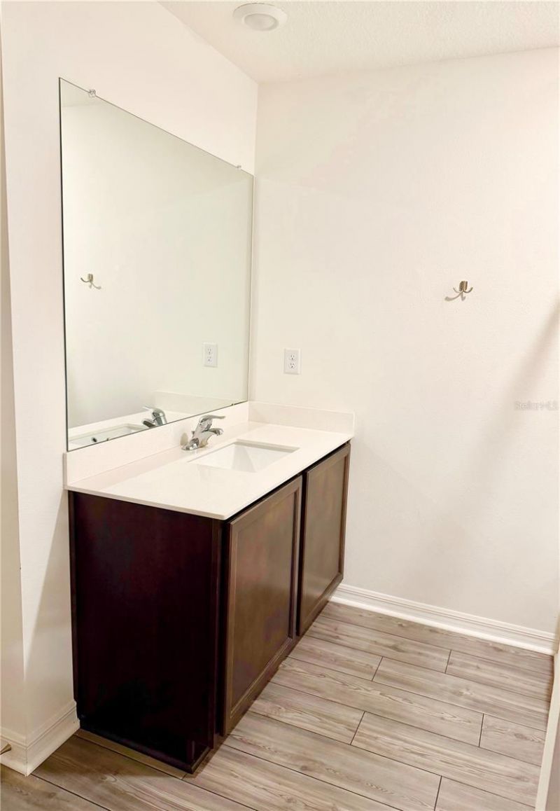 1738 Wynford Circle , Tavares, FL 32778 Photo