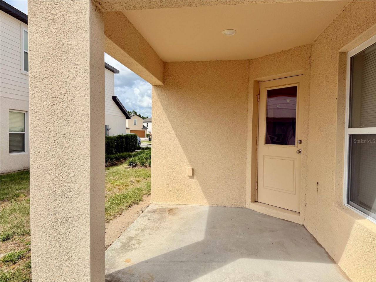 1738 Wynford Circle , Tavares, FL 32778 Photo