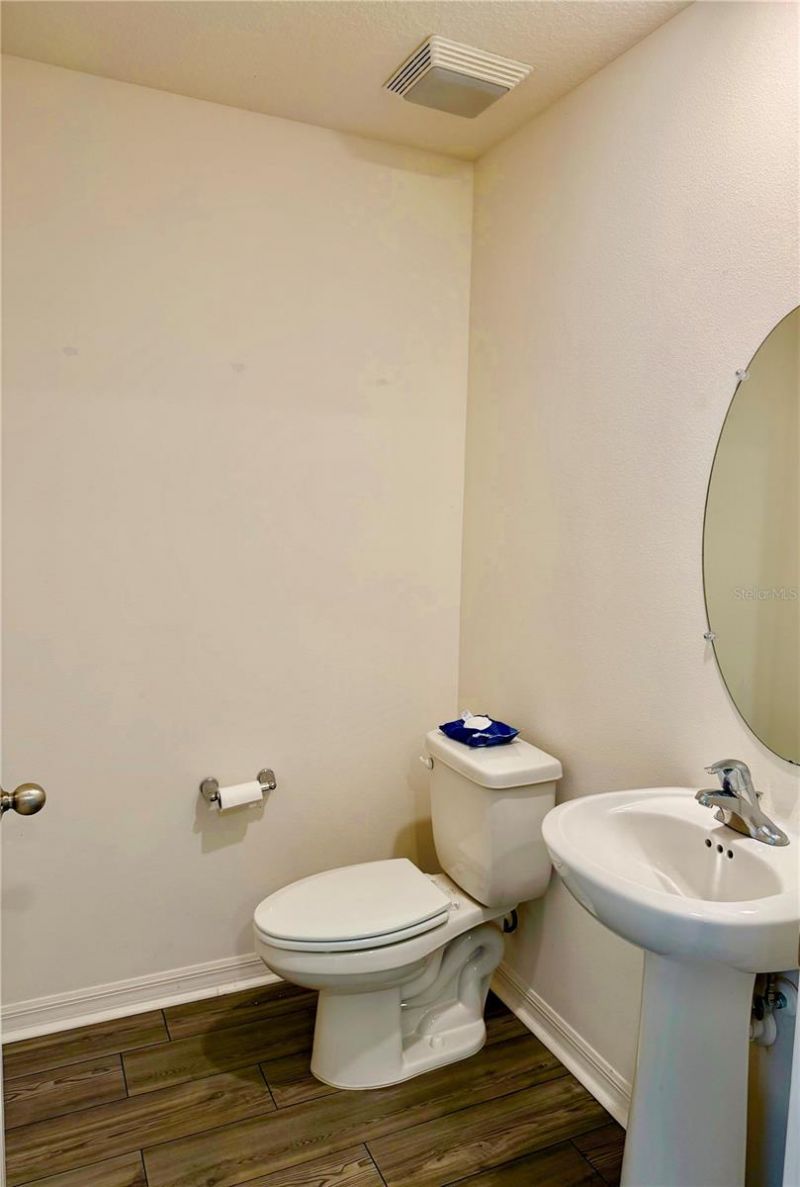 1738 Wynford Circle , Tavares, FL 32778 Photo