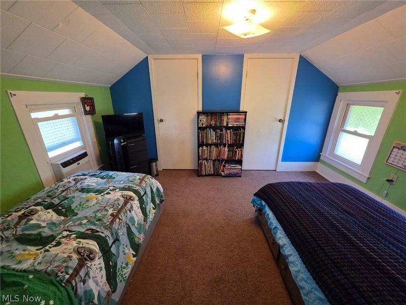 678 W Martin Street, East Palestine, OH 44413 Photo 16
