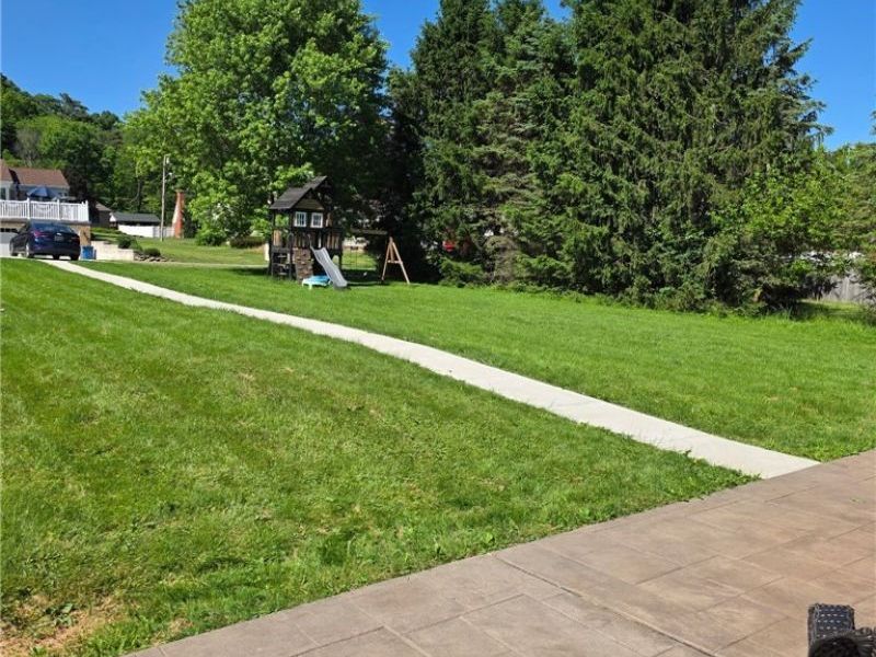 678 W Martin Street, East Palestine, OH 44413 Photo 22
