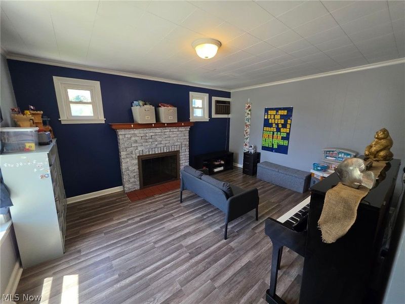 678 W Martin Street, East Palestine, OH 44413 Photo 9