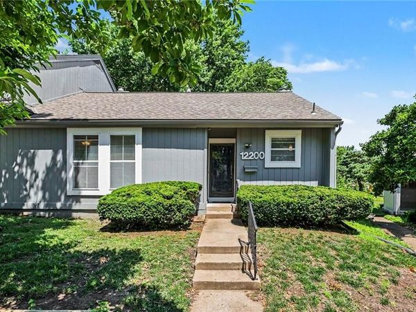 12200 W 79th Terrace, Lenexa, KS 66215