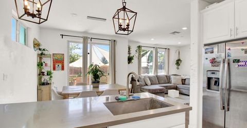 8985 Upbeat Way, Elk Grove, CA 95757 Photo